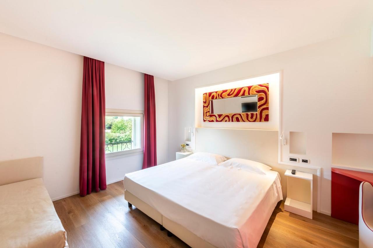 Hotel Villa I Pini Malo  Exteriér fotografie