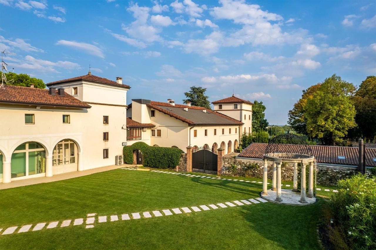 Hotel Villa I Pini Malo  Exteriér fotografie