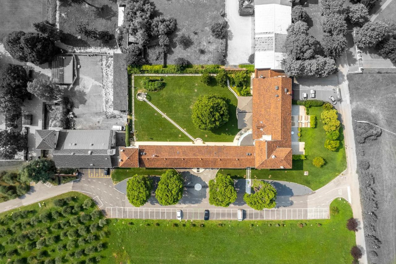 Hotel Villa I Pini Malo  Exteriér fotografie